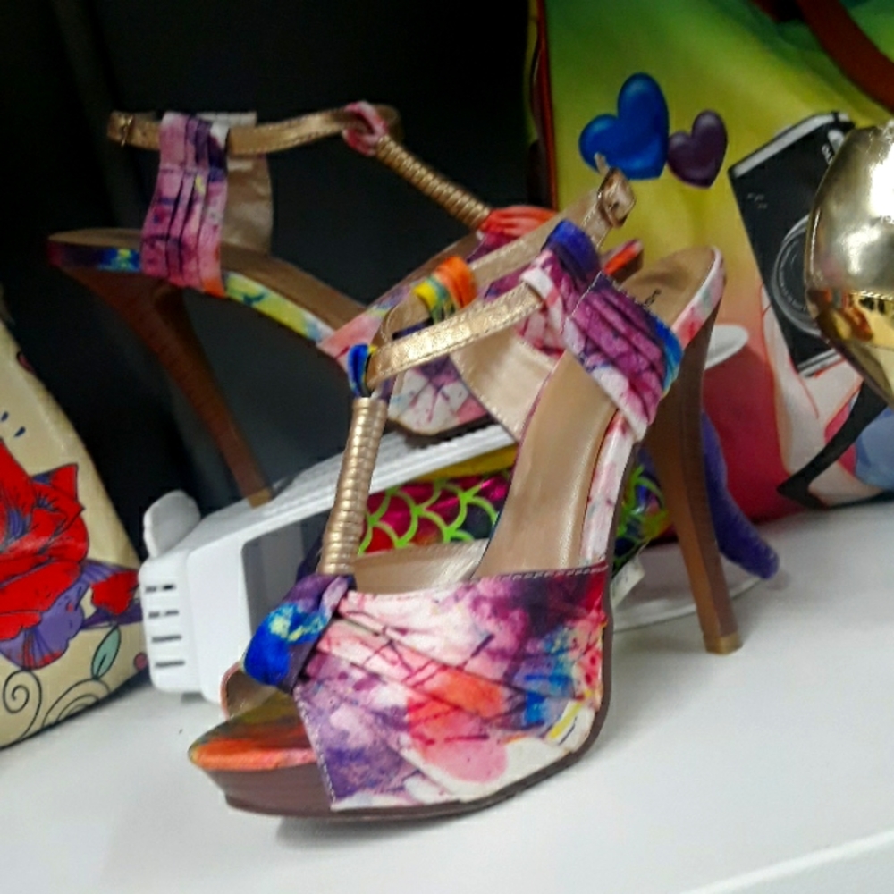 Ladies heels